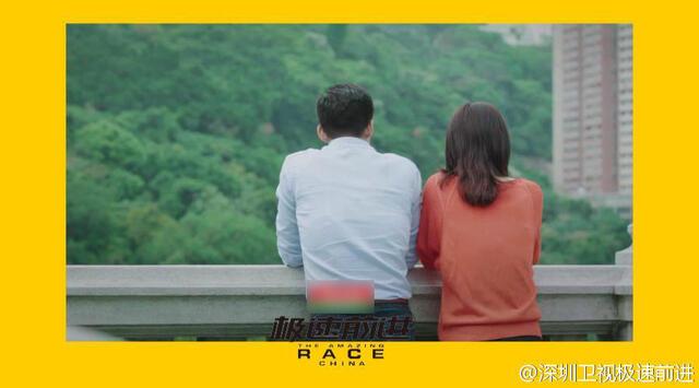 逃离昏暗下的小村